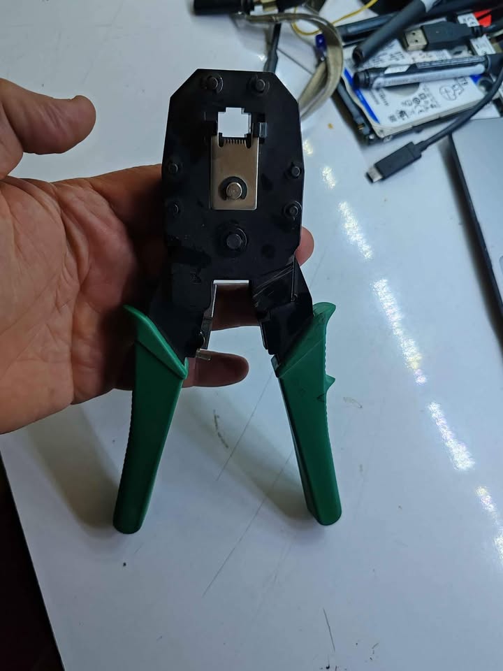 RJ45 Ethernet jack basma pensesi